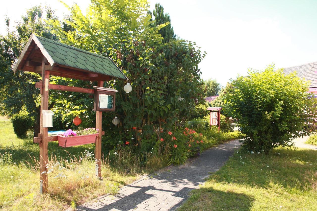 Pension New Nomads Zesch Exterior foto